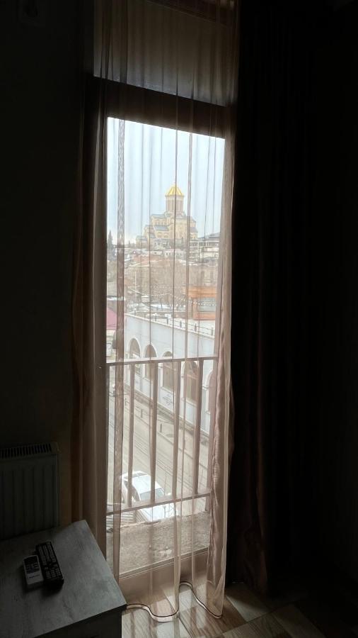 Hotel Tourist Tbilisi Esterno foto